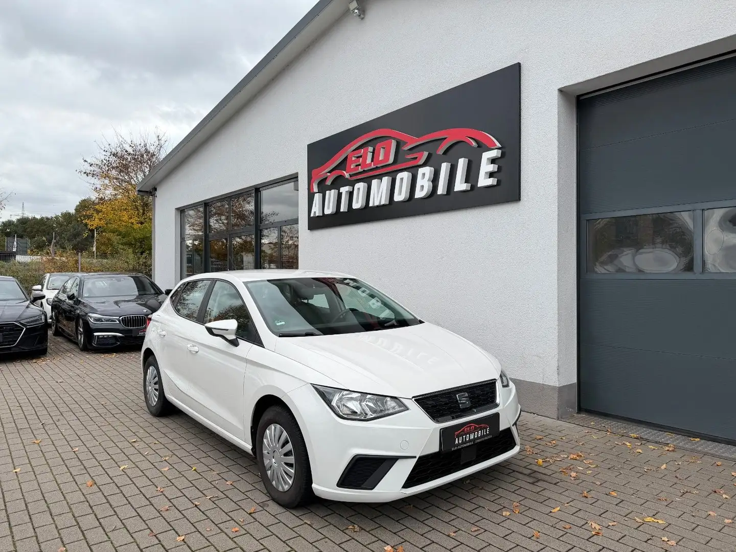 SEAT Ibiza Style*Carplay*Einparkhilfe*Navi* Weiß - 1