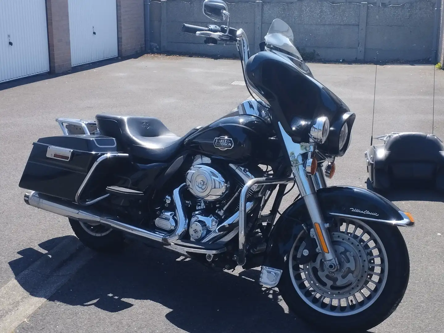 Harley-Davidson Ultra Classic Noir - 2