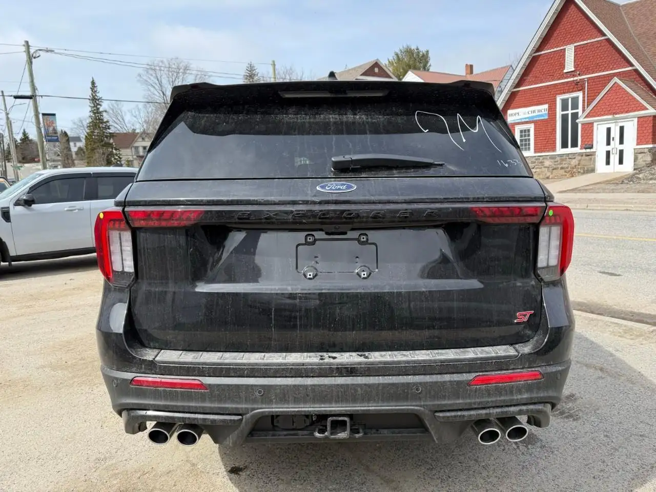 Ford Explorer снимка Ford Explorer