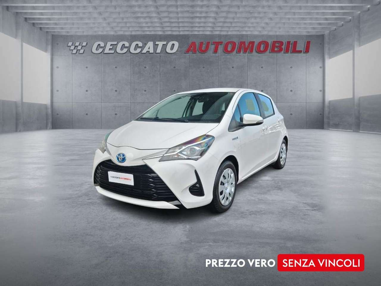 Toyota Yaris Yaris 5p 1.5h Cool my18