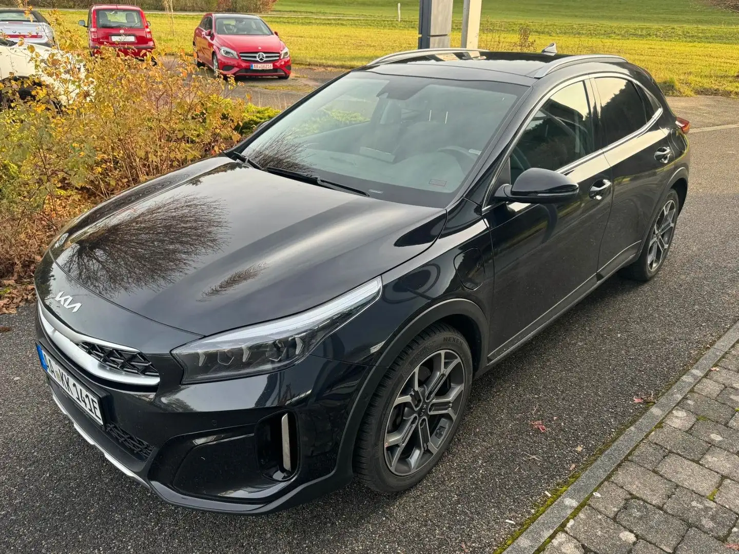 Kia XCeed Platinum Edition Plug-in Hybrid Noir - 2