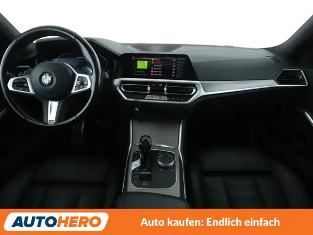 BMW 3 Series view 12