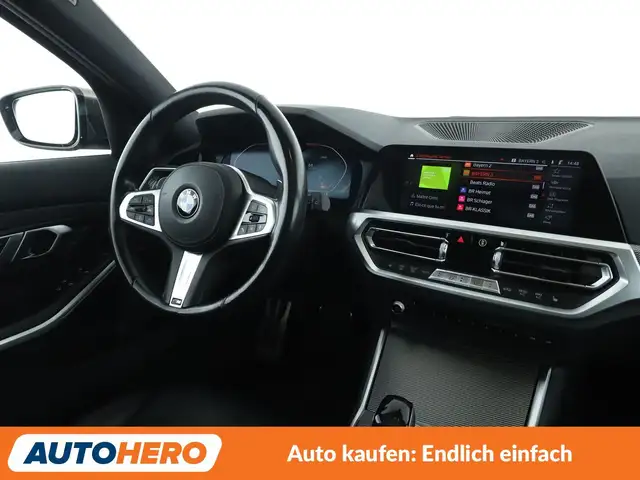 BMW 3 Series view 13
