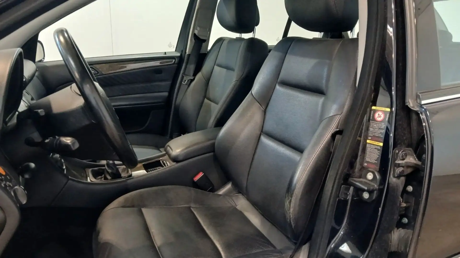 Mercedes-Benz C 230 T V6 SPORTPAKET 17" LEDER Schalter Noir - 2