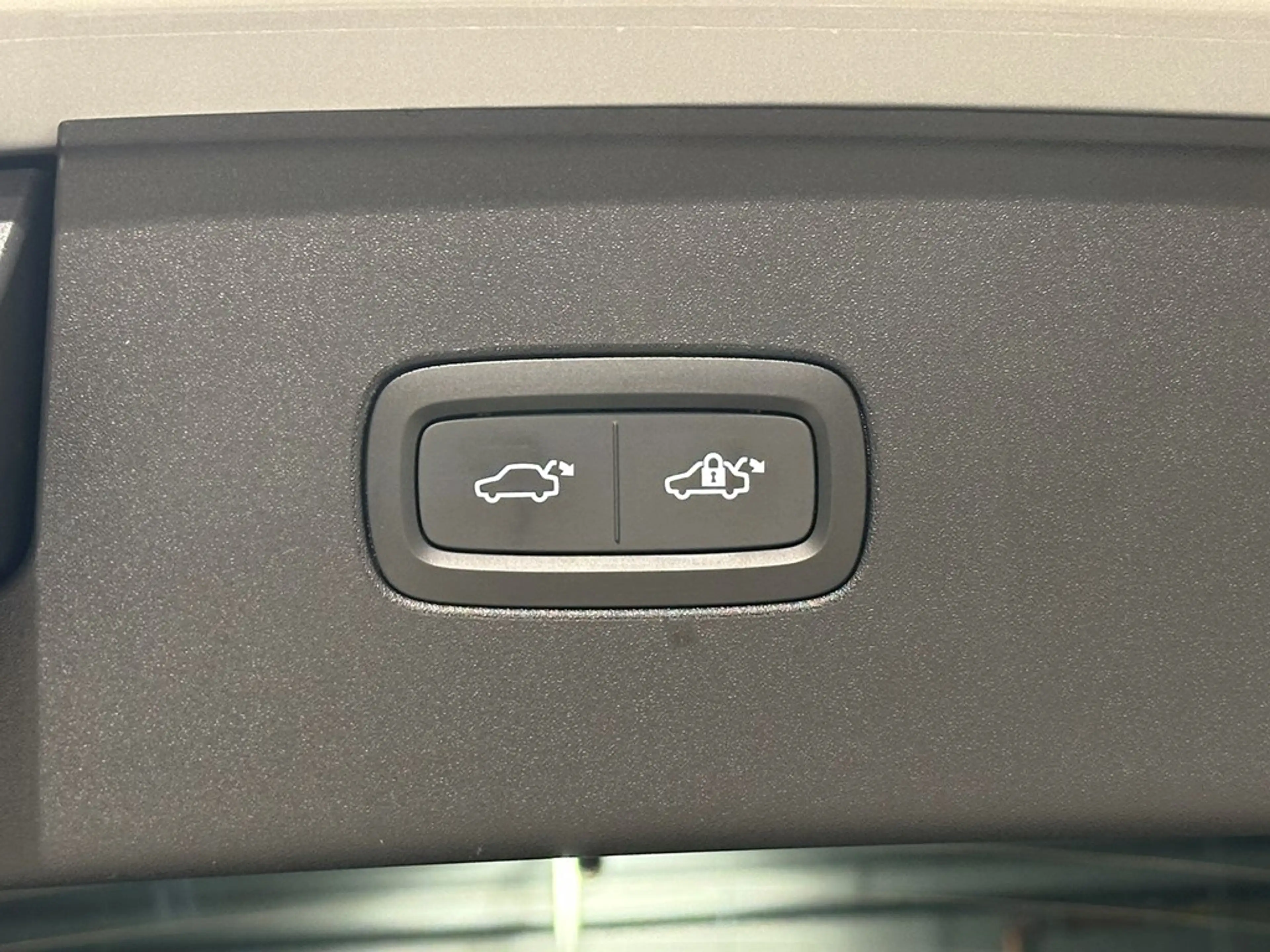 Volvo EX90 EV Single Engine 5 zitplaatsen + trekhaak — photo 11
