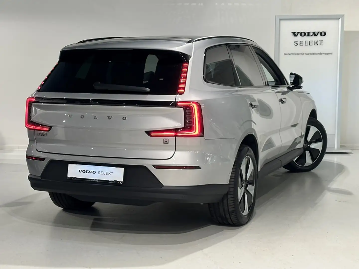 Volvo EX90 Recharge + electr trekhaak Grijs - 2