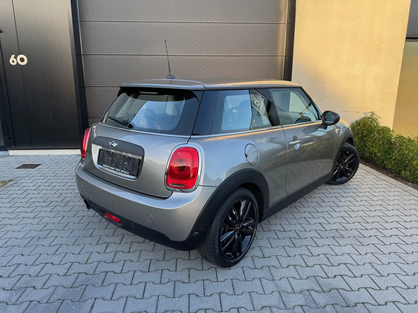 MINI One Mini One Beige - 2