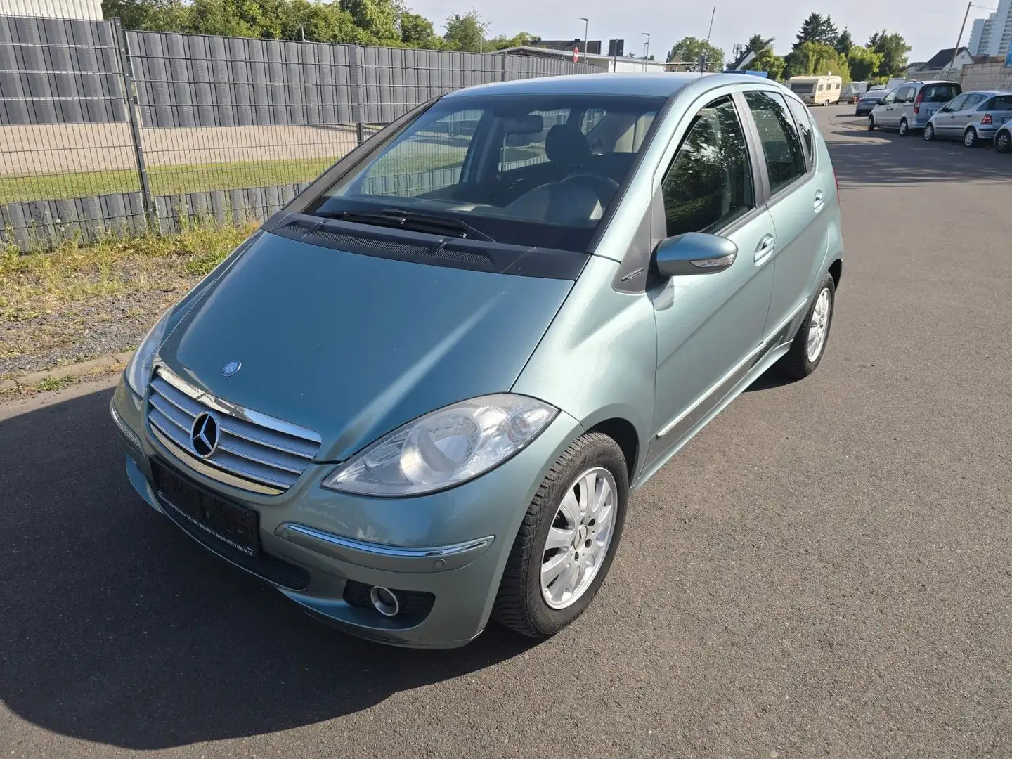Mercedes-Benz A 150 A -Klasse A 150,Automatik,HU+AU bis 05.27 Vert - 1