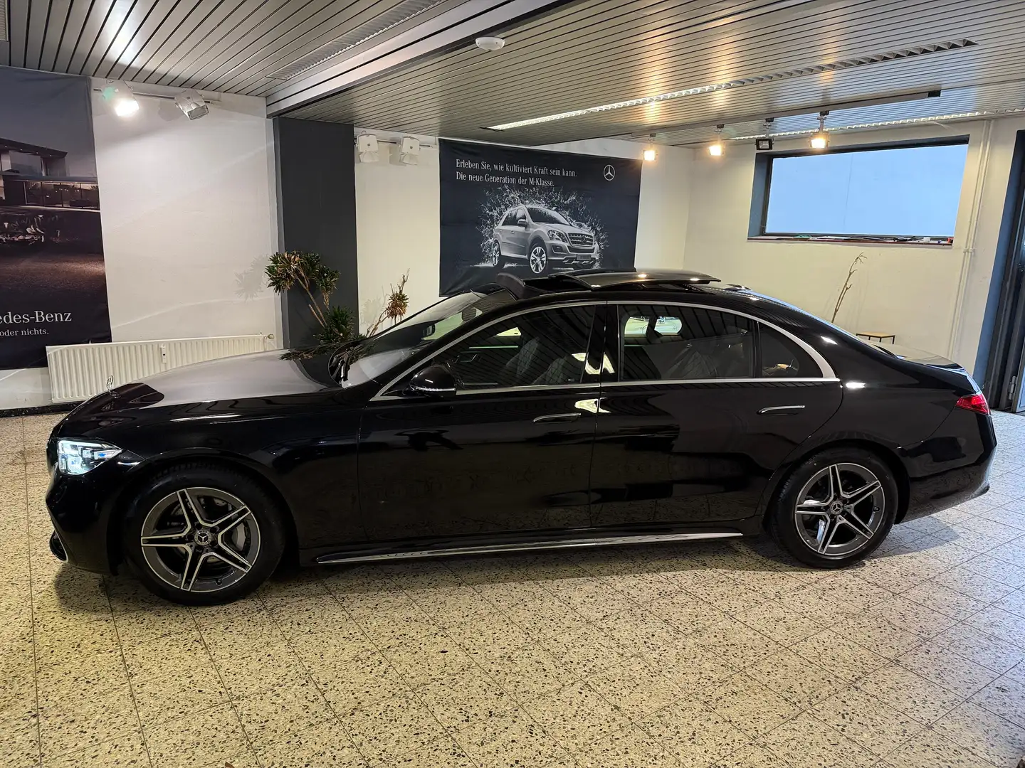 Mercedes-Benz S 450 4Ma Lang AMG+Chauffer+PSD+4xMassag+Fond-Ent+HUD+1H Noir - 1