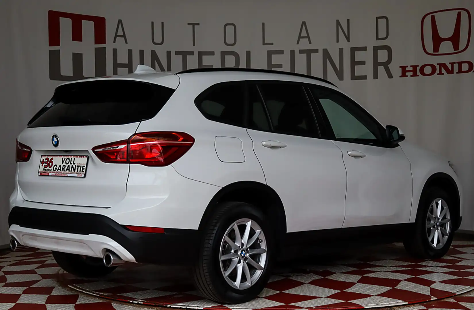 BMW X1 sDrive NAVI PDC KAMERA Weiß - 2