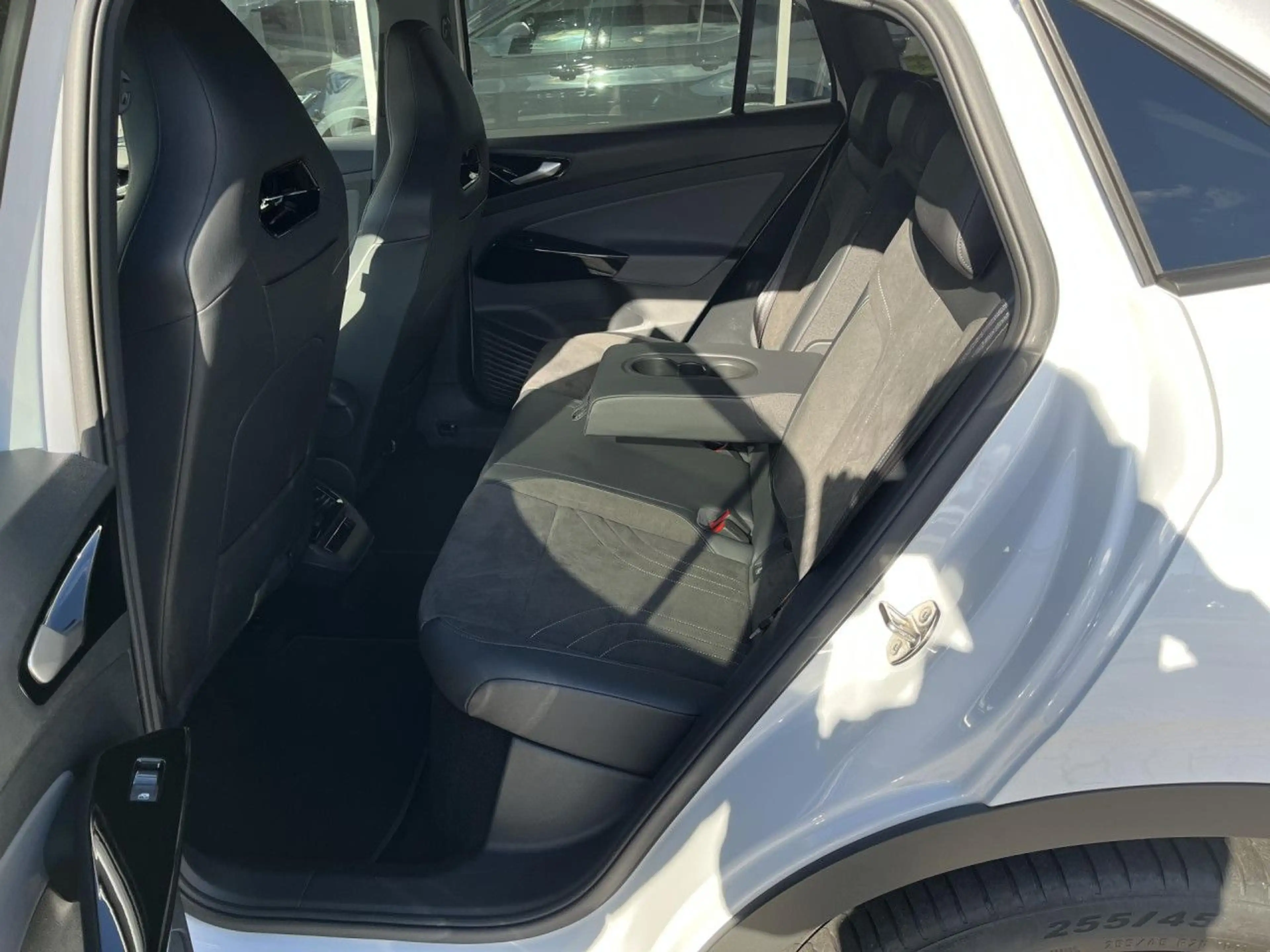 Volkswagen ID.5 Performance Pro Navi LED Klima Standhzg — photo 9