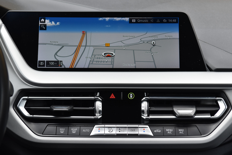 BMW 118 1-serie 118i Executive Edition * BMW Live Cockpit — photo 30