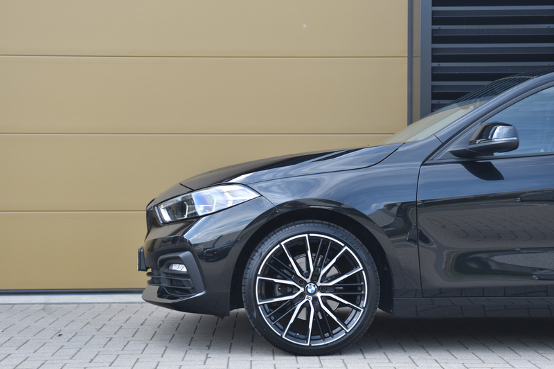 BMW 118 1-serie 118i Executive Edition * BMW Live Cockpit — photo 7