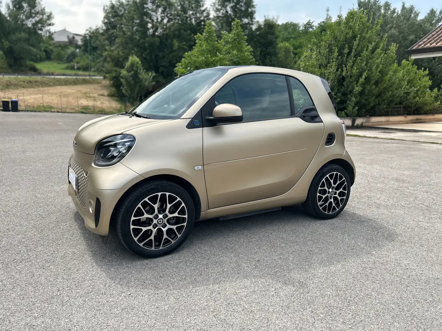 smart forTwo Fortwo III 2020 eq racingrey 22kW Oro - 2
