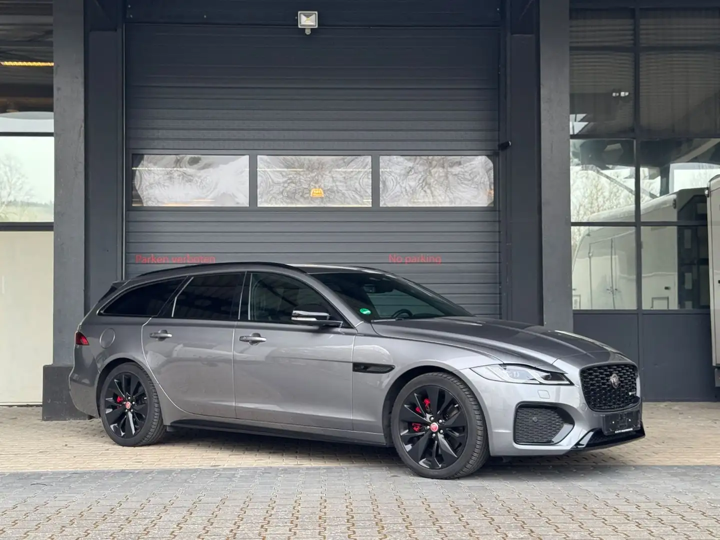 Jaguar XF D200 AWD Sportbrake R-Dynamic Black SE ° Voll Gris - 1