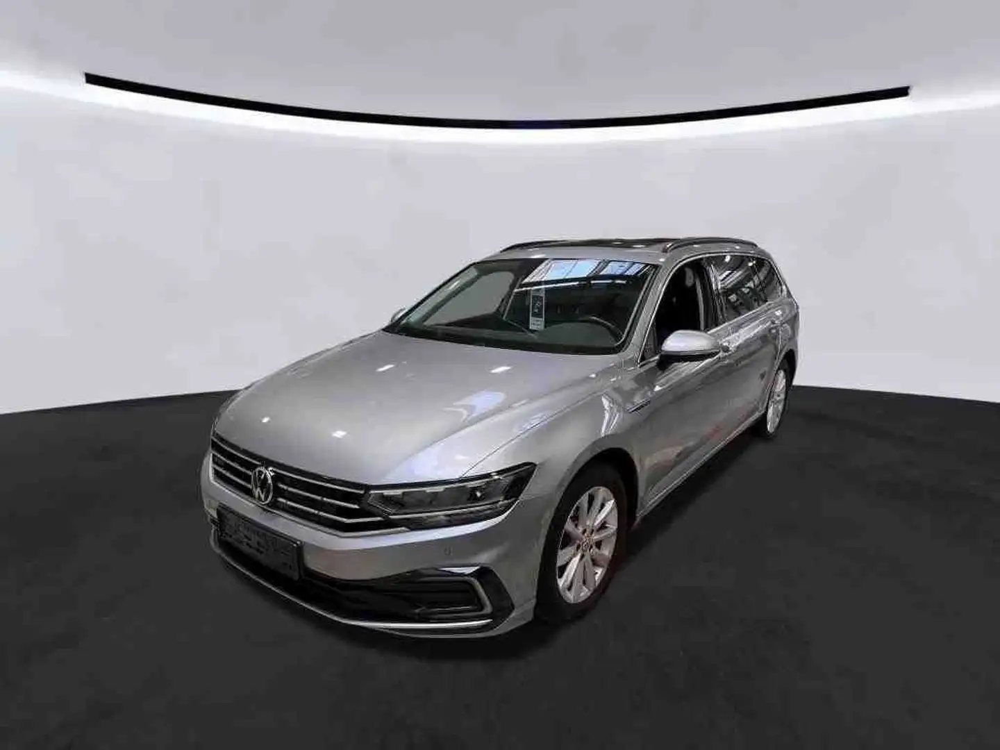Volkswagen Passat Variant GTE 1.4 TSI DSG Navi Pano LED AHK Silber - 1