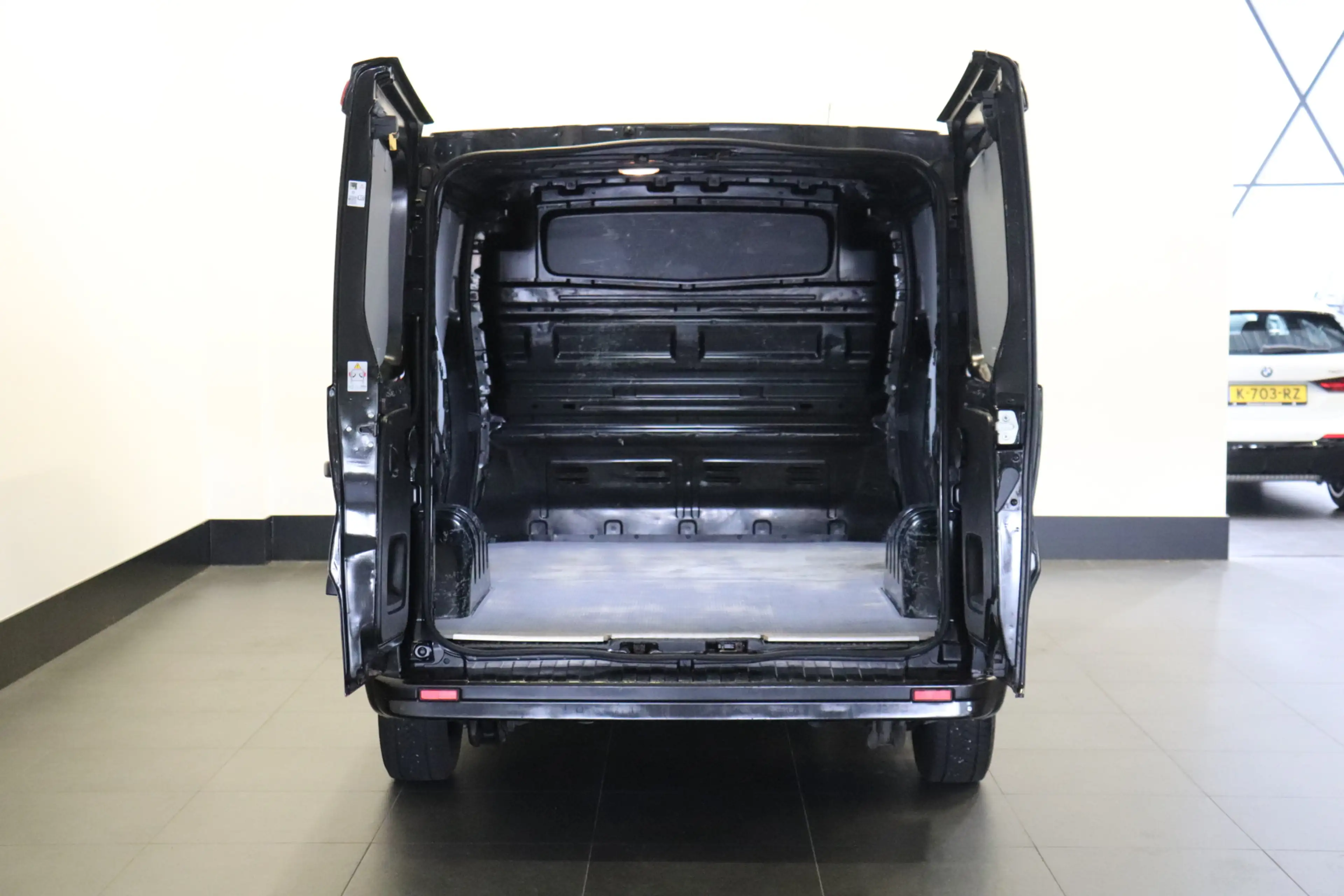 Renault Trafic 2.0 dCi 120PK EURO 6 - Airco - Cruise - PDC - 2x S — photo 8