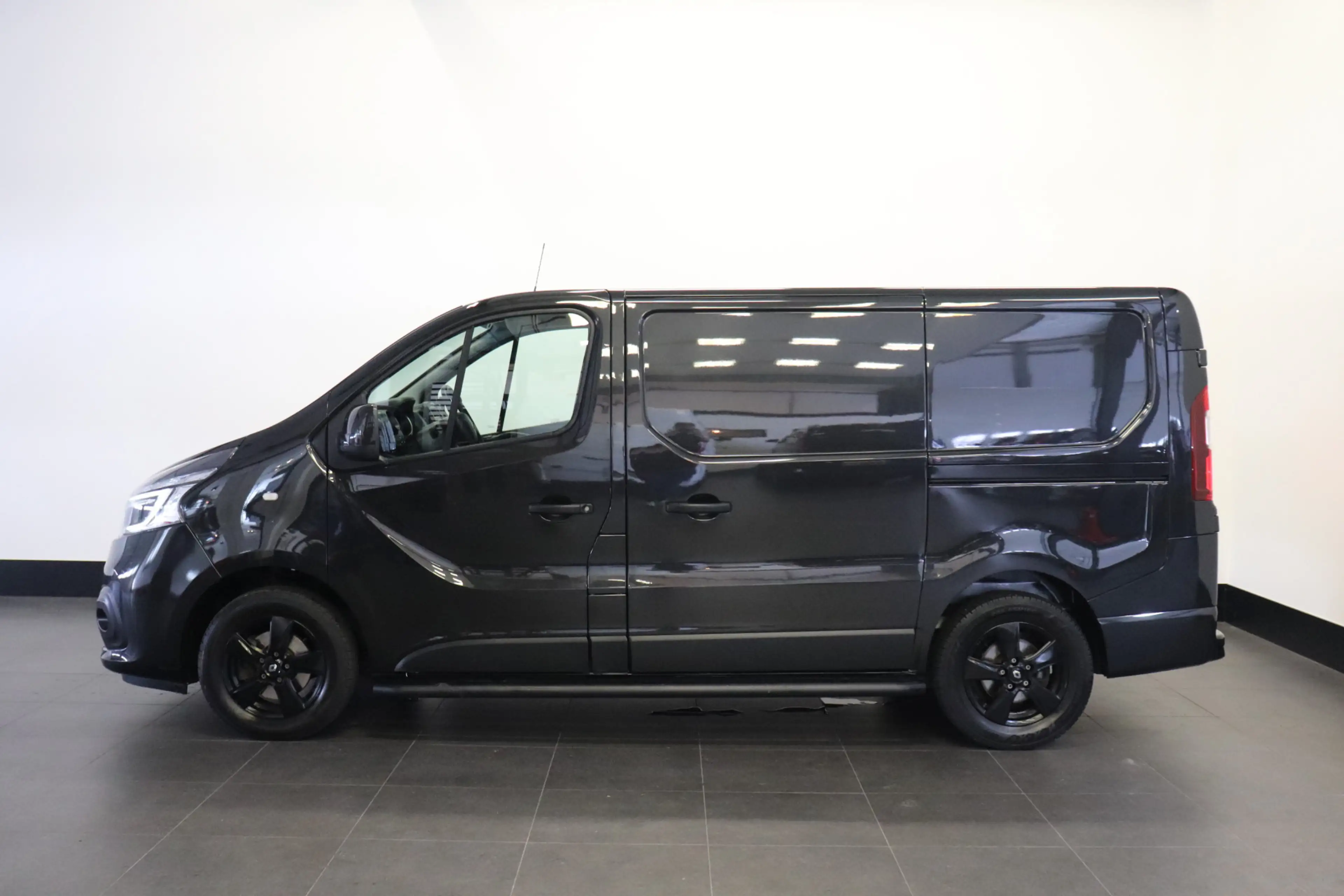 Renault Trafic 2.0 dCi 120PK EURO 6 - Airco - Cruise - PDC - 2x S — photo 10