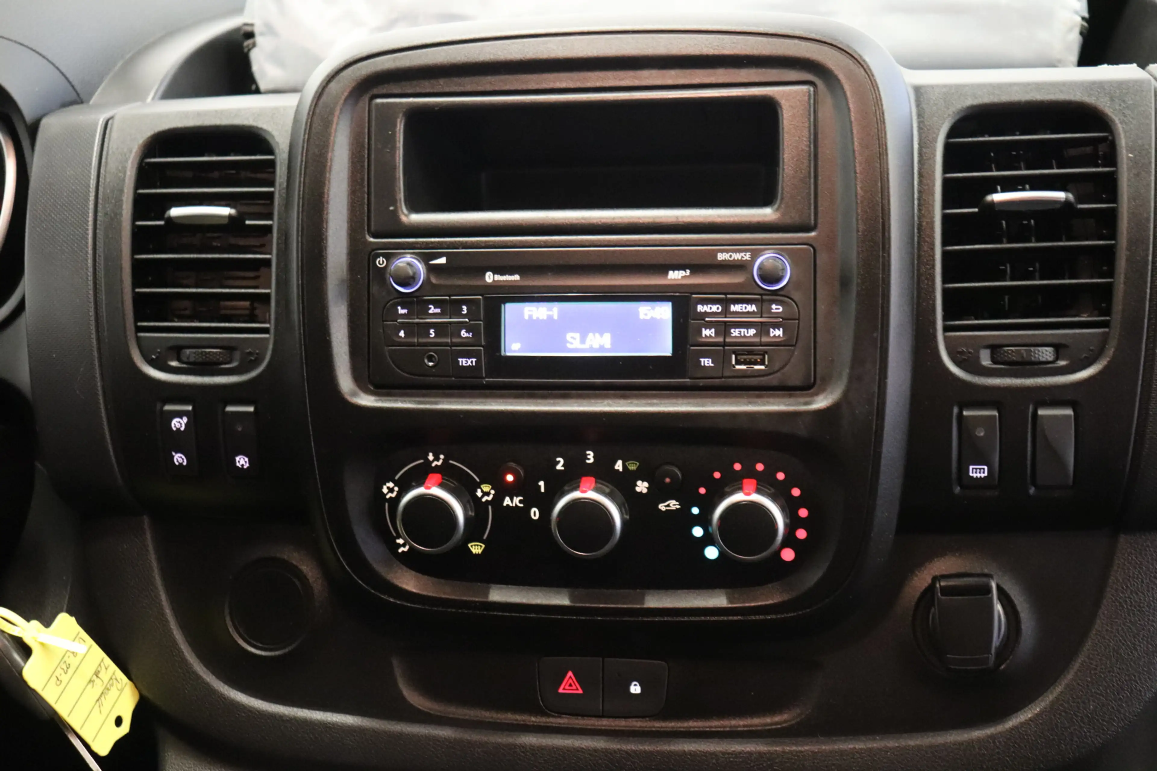 Renault Trafic 2.0 dCi 120PK EURO 6 - Airco - Cruise - PDC - 2x S — photo 9