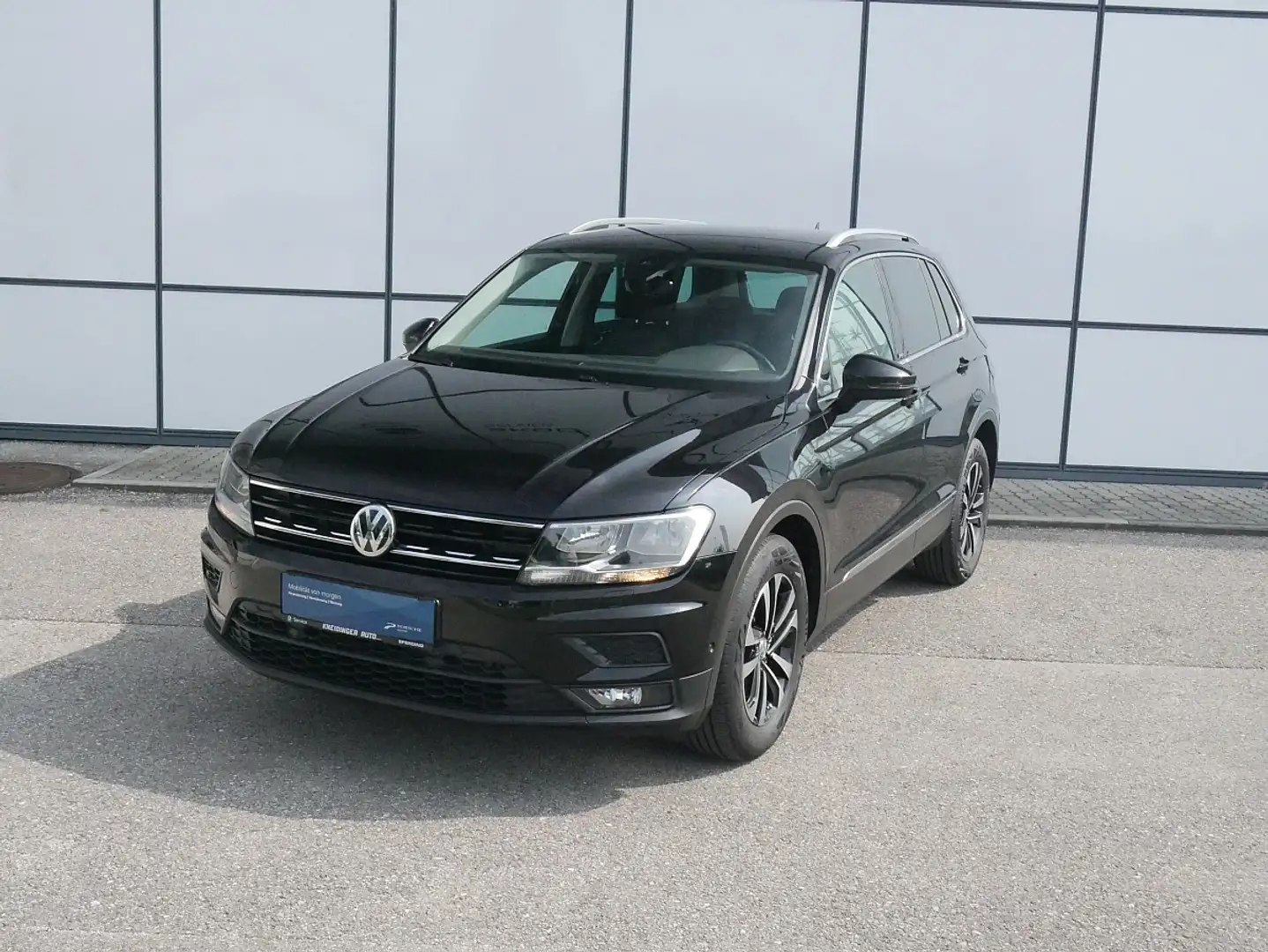 Volkswagen Tiguan 1,5 TSI ACT Comfortline, NAVI, Tempomat, Sitzhe... Schwarz - 2