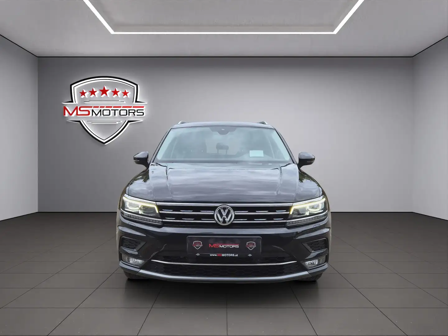 Volkswagen Tiguan 2,0 TDI 4Motion DSG *RFK*ACC*ALCANTARA*KREDIT Schwarz - 2