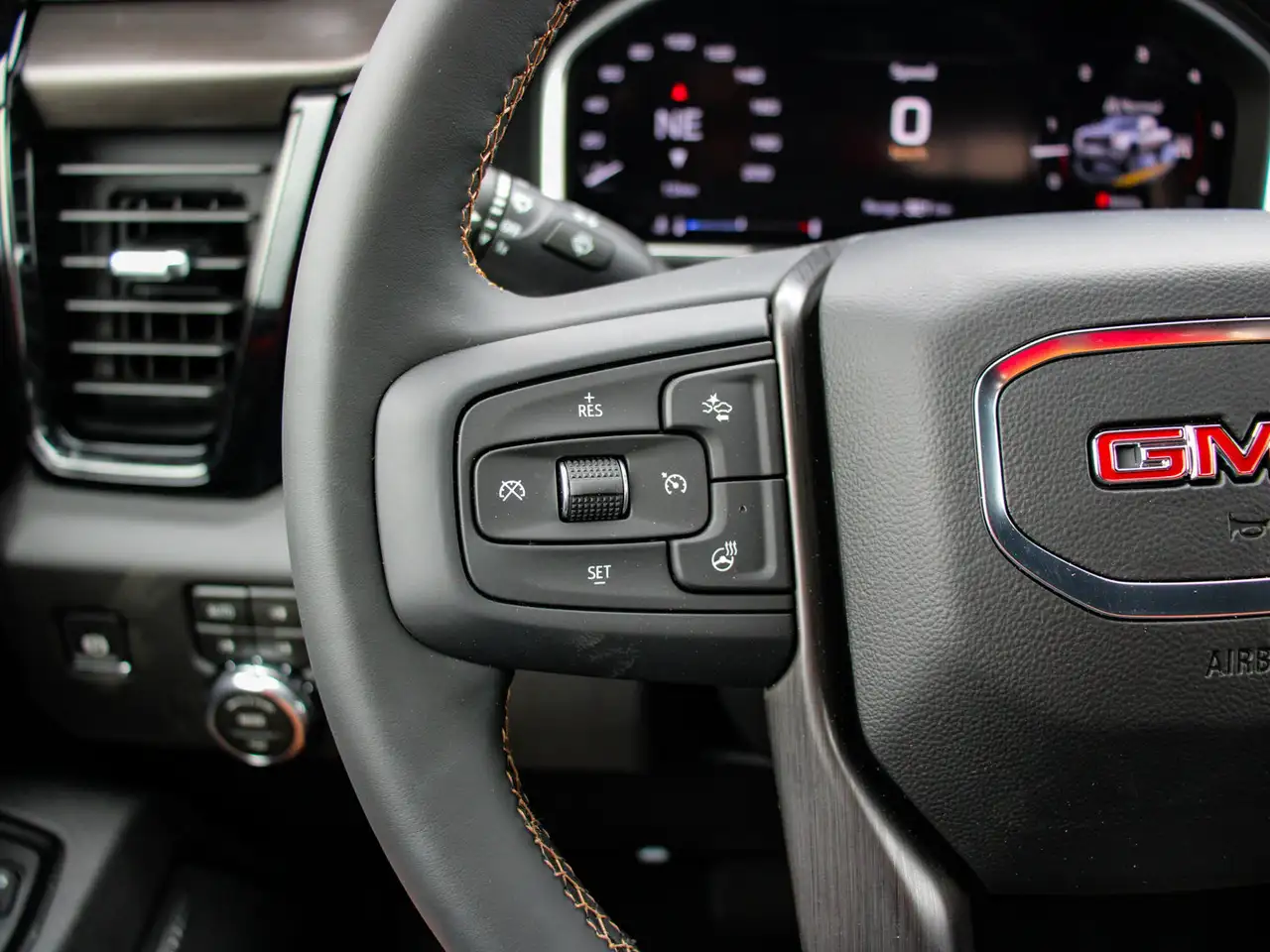 GMC Sierra 3500HD photo GMC Sierra 3500HD