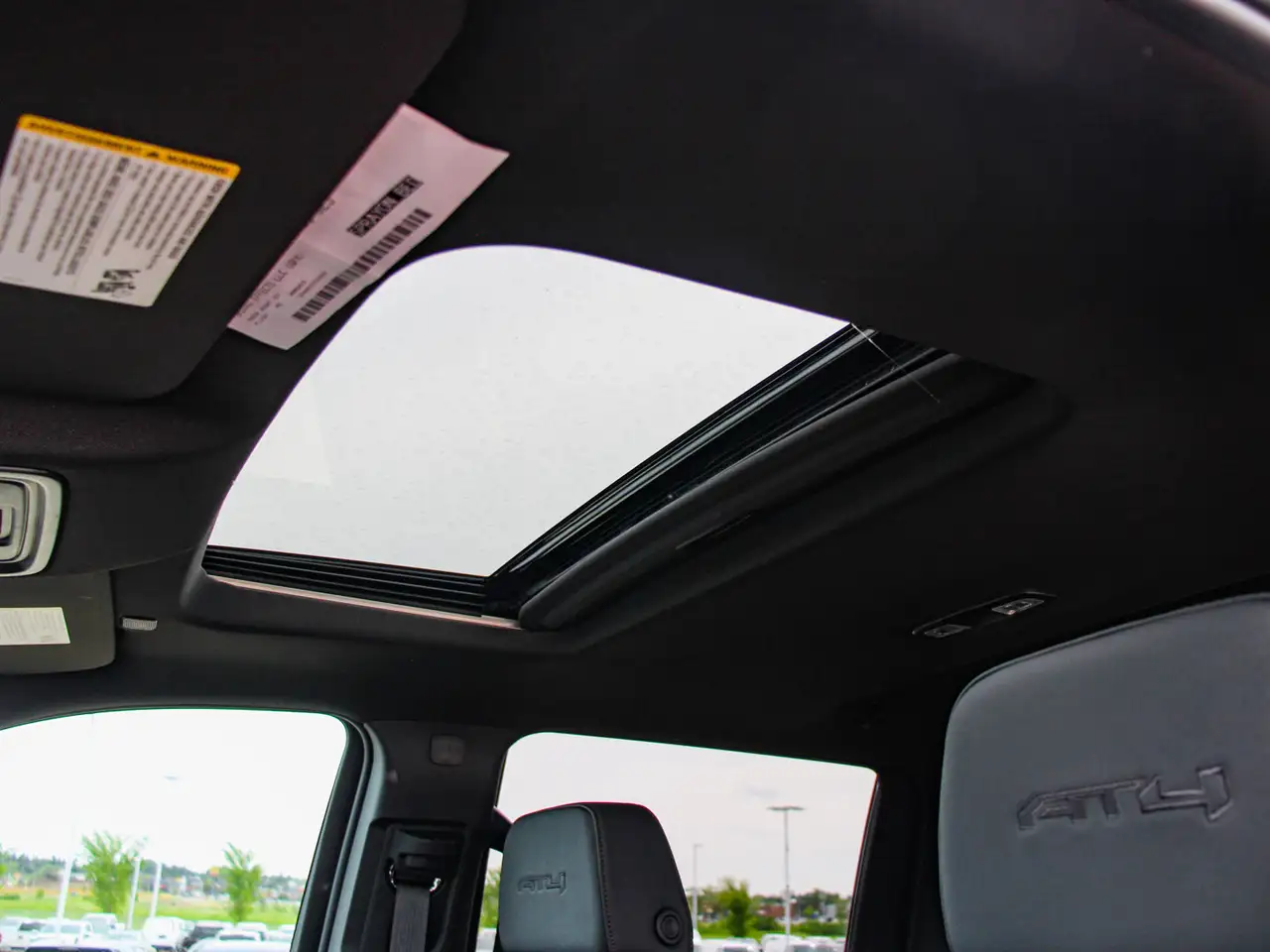 GMC Sierra 3500HD photo GMC Sierra 3500HD