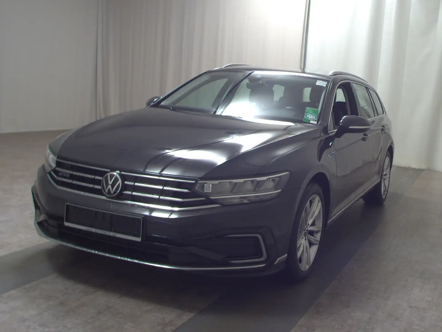 Volkswagen Passat Var. GTE 1.4 TSI Navi LED RFK AHK StHzg Grau - 2