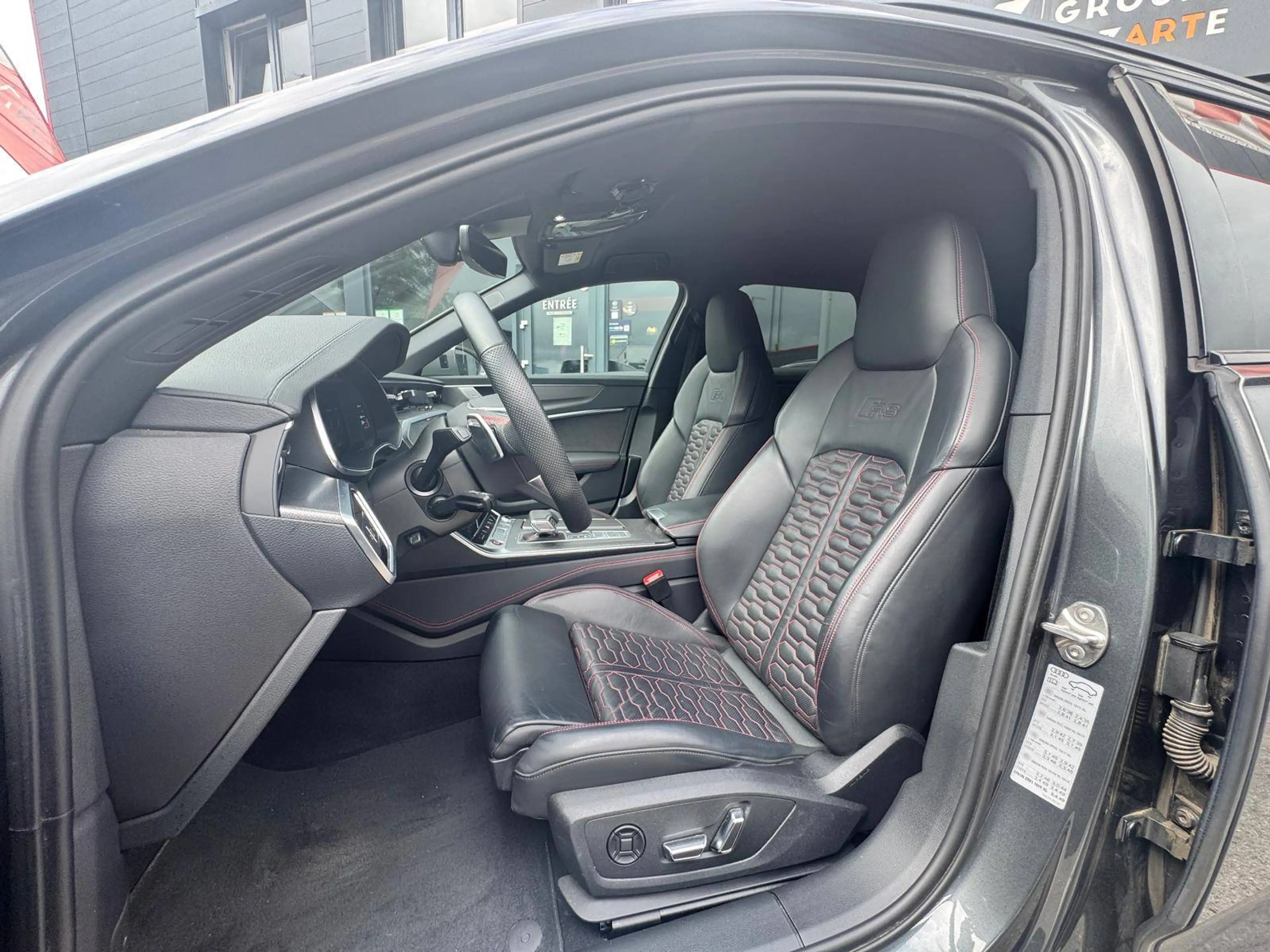 Audi RS6 RS6 PERFORMANCE / TVA RECUP / 1ER OWNER / JUSQU'A 36 MOIS DE GARANTIE — photo 11