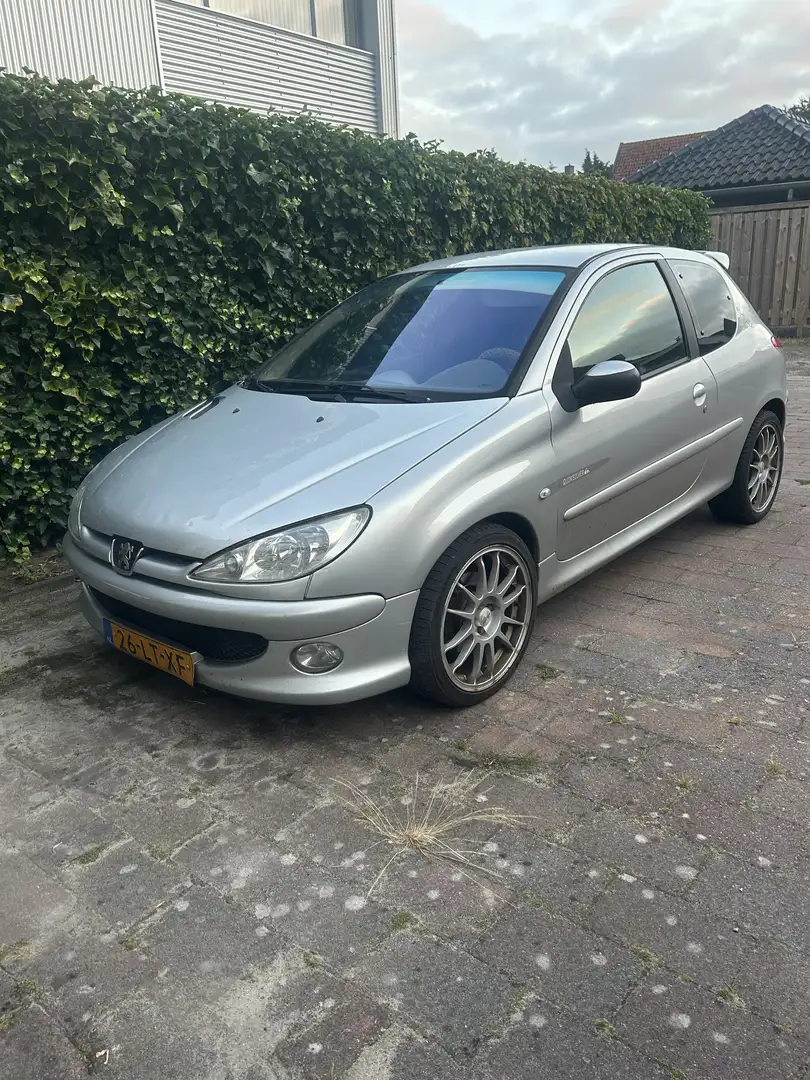 Peugeot 206 1.6-16V Quiksilver Grijs - 2