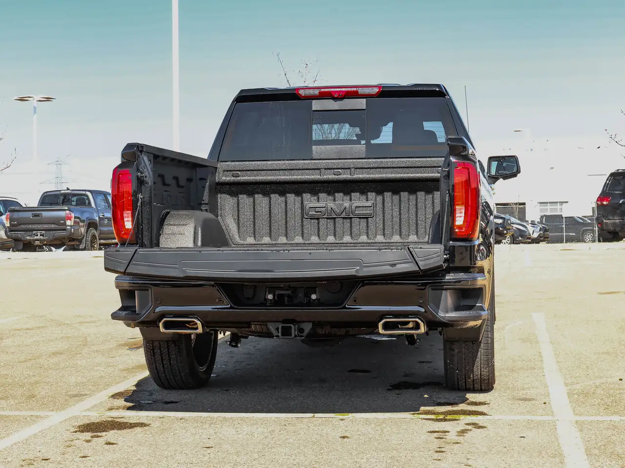 GMC Sierra 1500 снимка GMC Sierra 1500