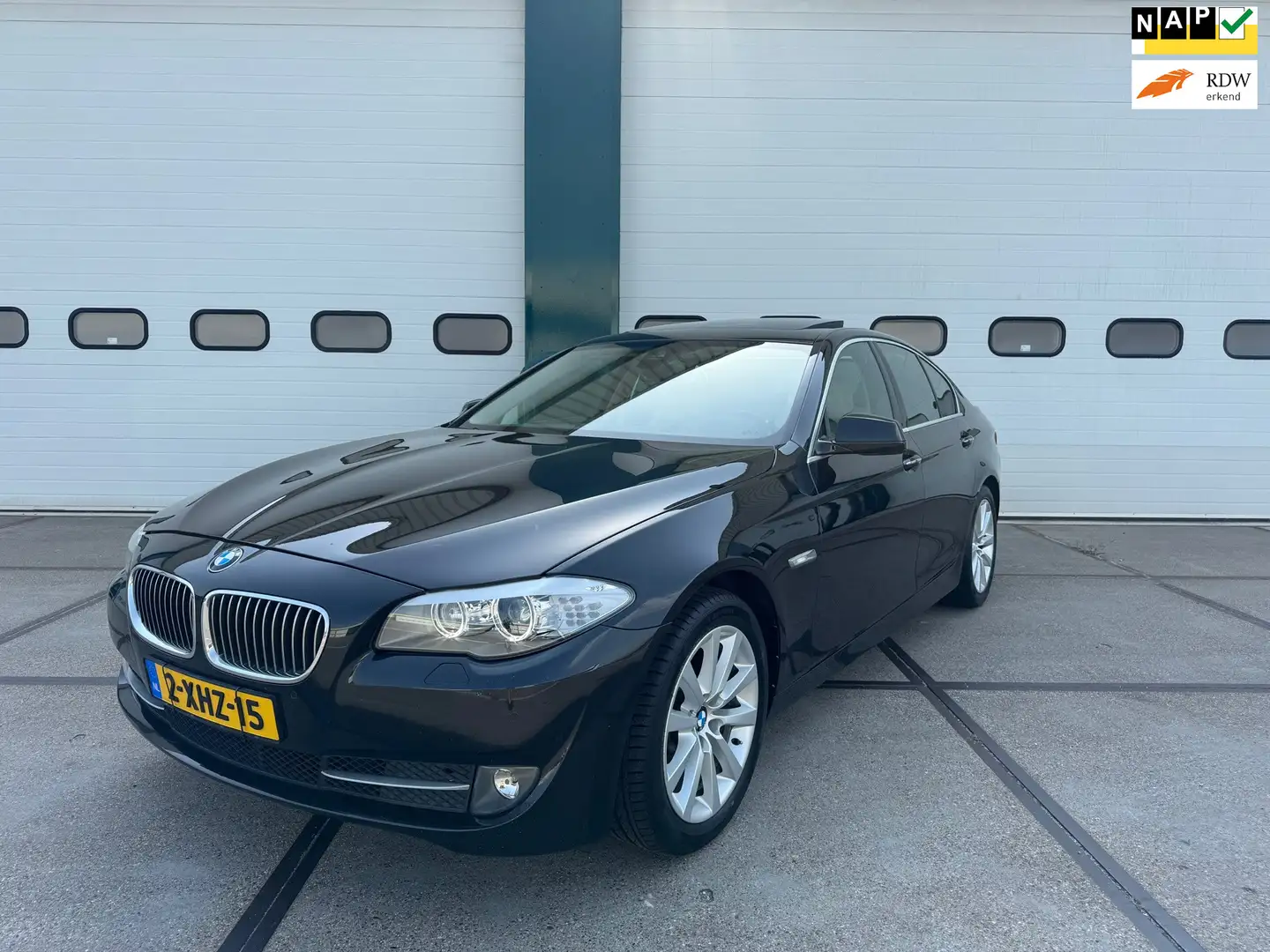 BMW 528 5-serie 528i High Executive Noir - 1