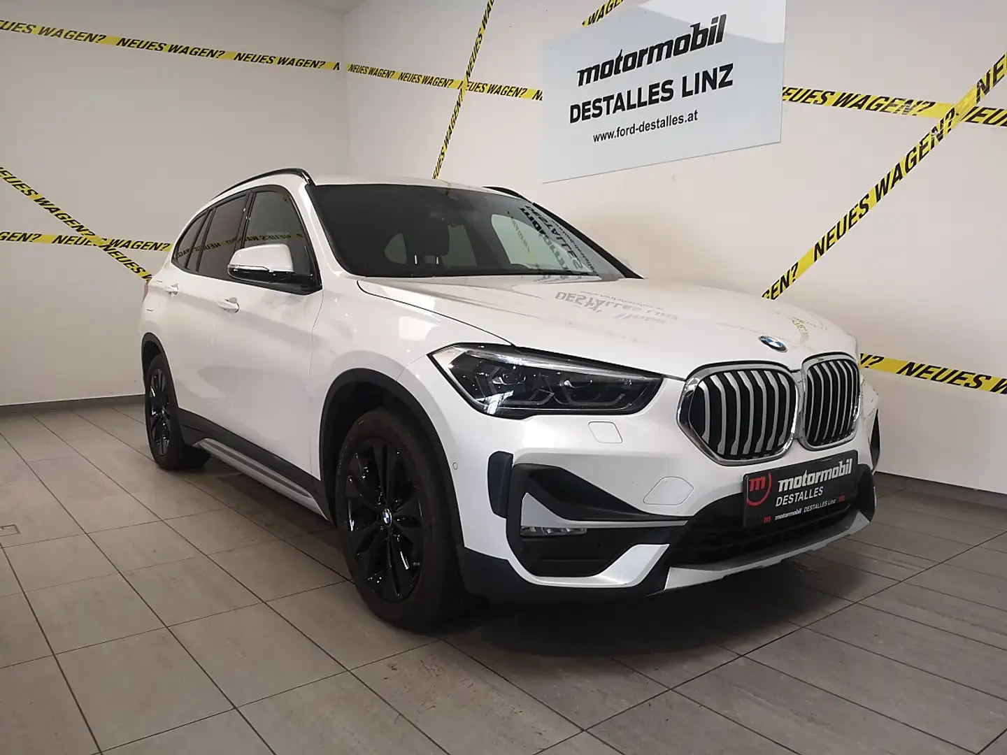 BMW X1 xDrive25e PHEV Aut. Weiß - 1