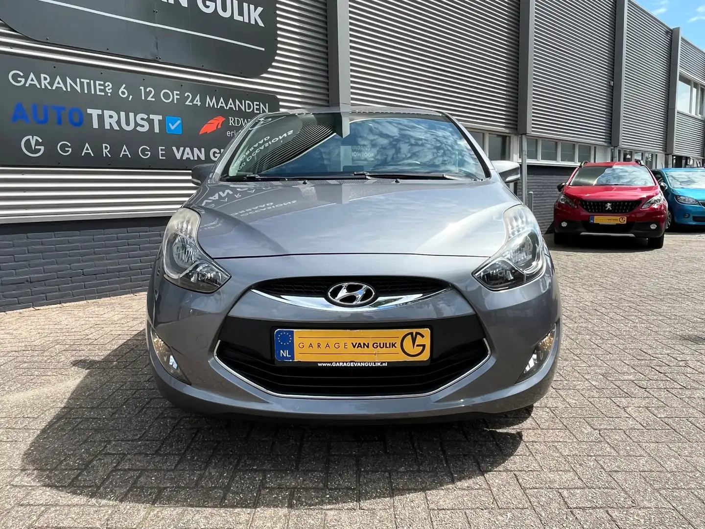 Hyundai iX20 1.4i i-Drive 90PK Trekhaak,Clima,Cruise,Isofix,Lmv Grau - 2
