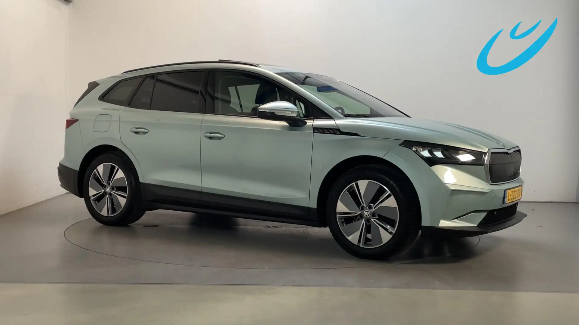 Skoda Enyaq iV 60 Panoramadak Sfeerverlichting Navigatie Stoel Gris - 1
