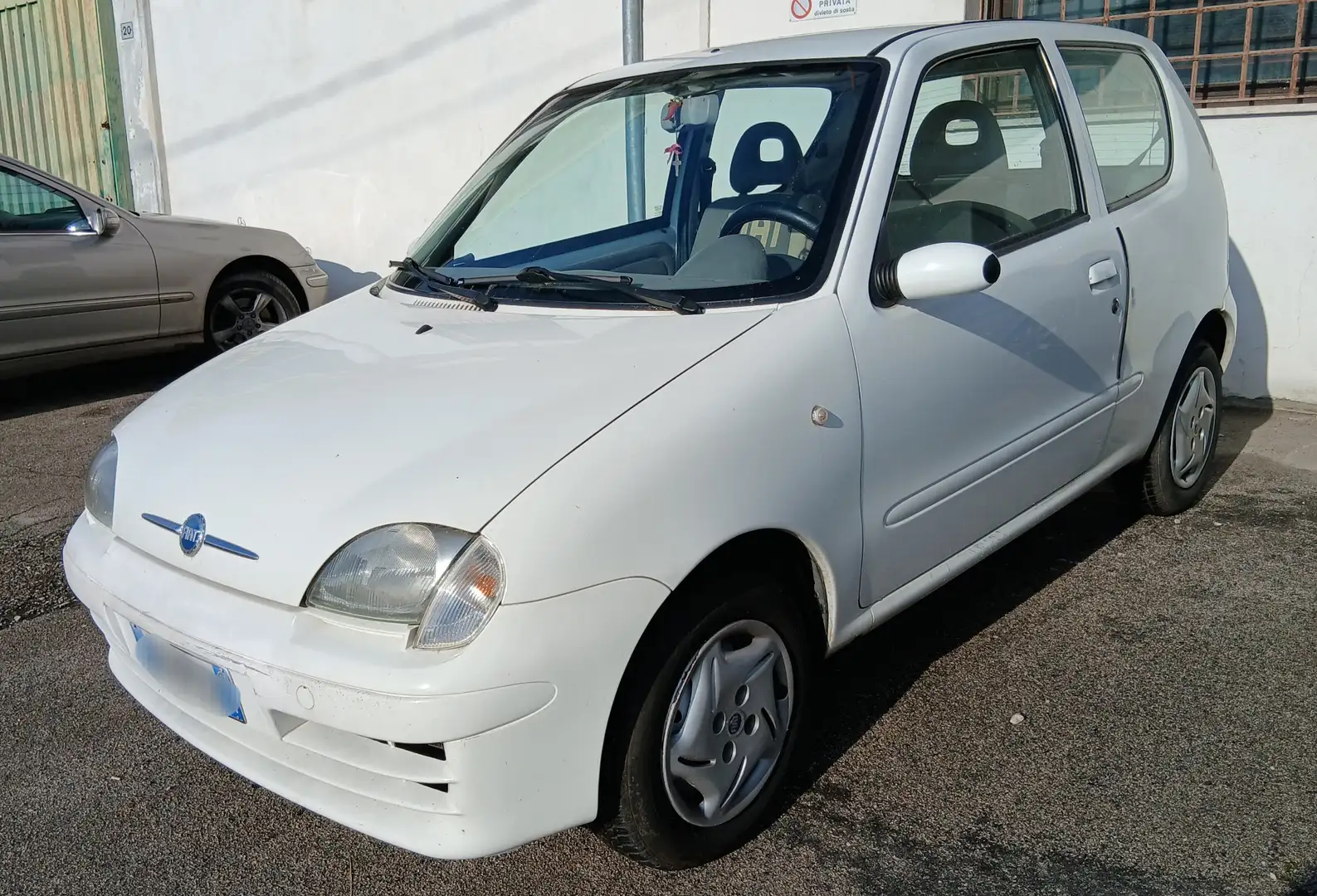 Fiat 600 1.1 clima ABS - 1