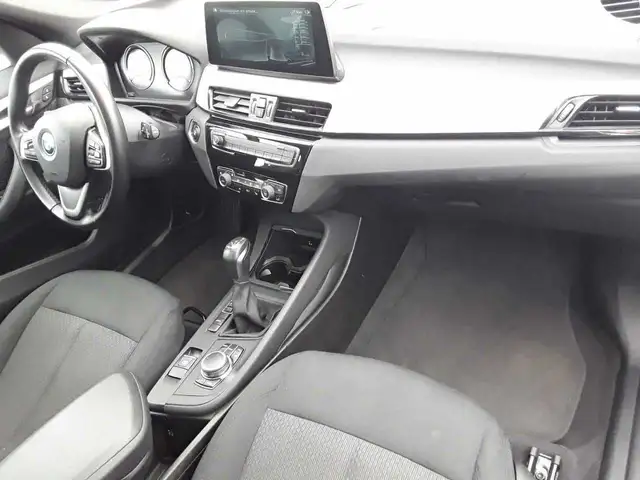 BMW X1 view 9