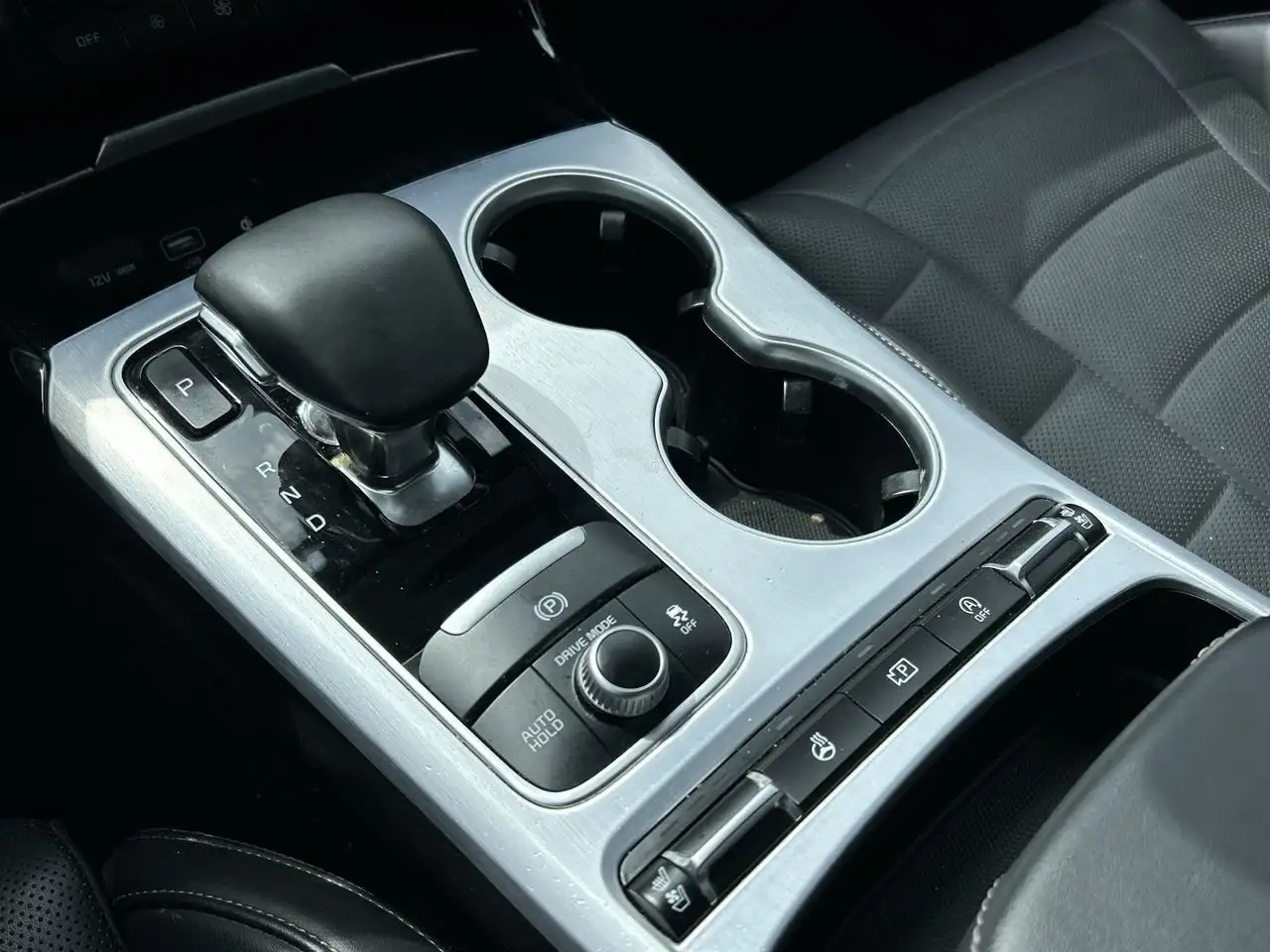 Kia Stinger снимка Kia Stinger