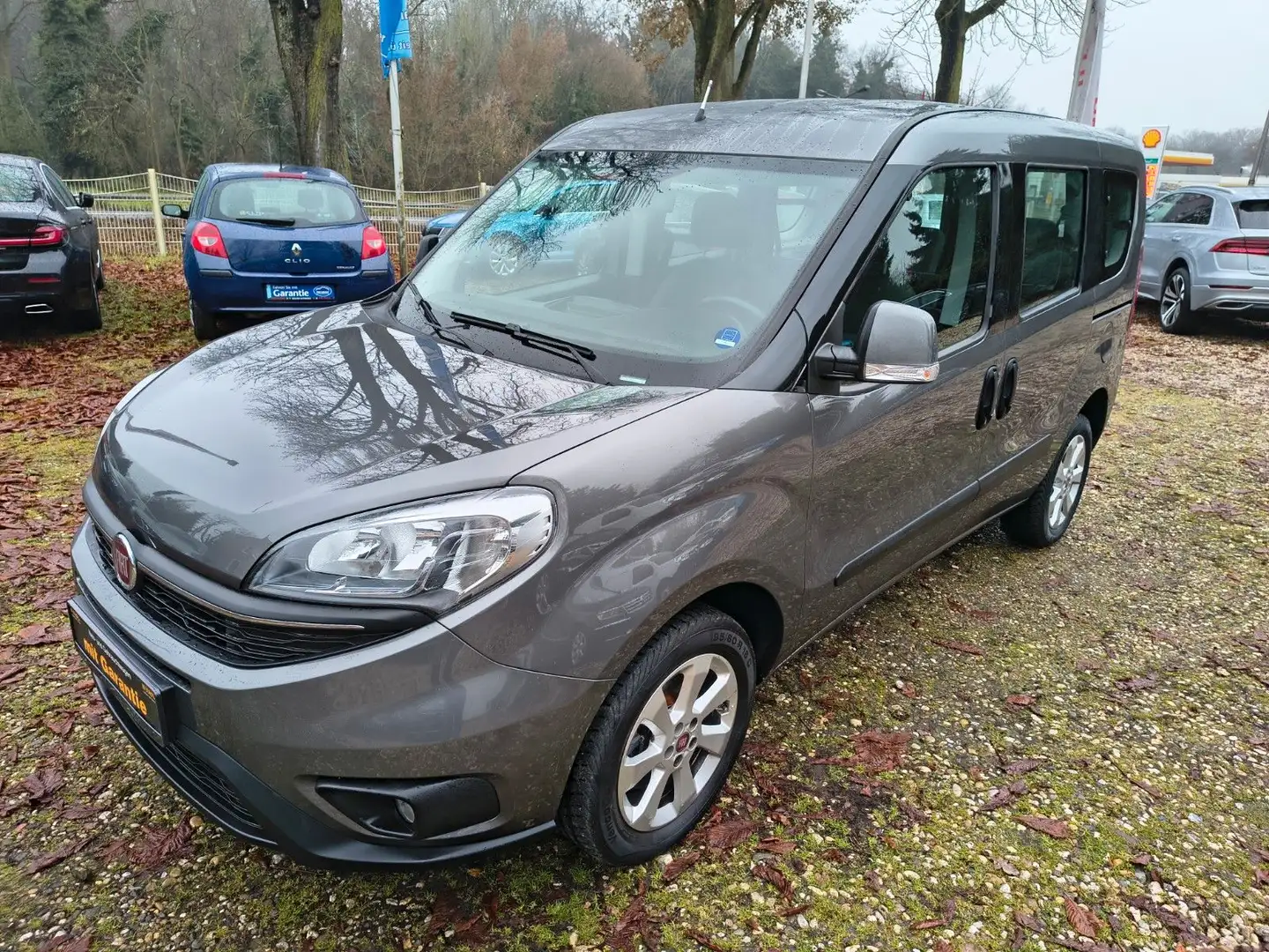 Fiat Doblo 1.4 T-Jet 16V LOUNGE Navi 7-Sitz*TÜV+INSP. Grijs - 1