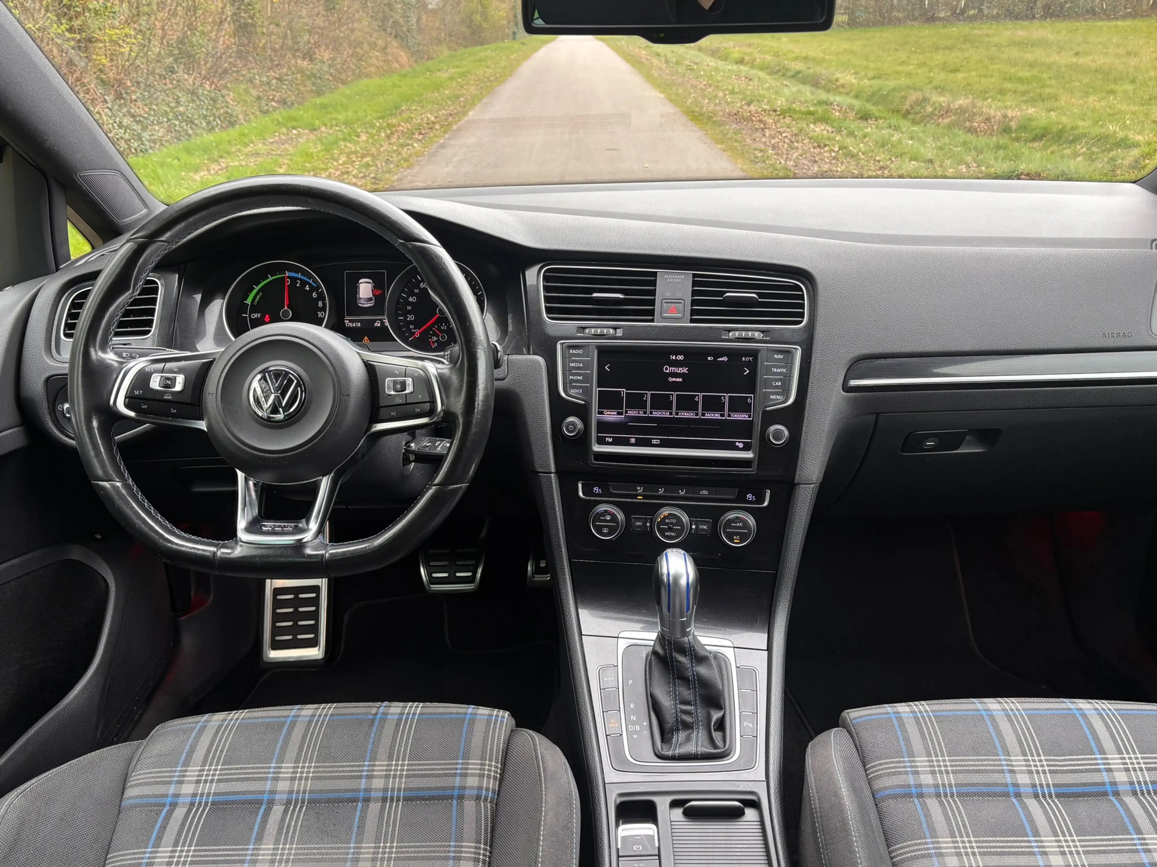 Volkswagen Golf GTE 1.4 TSI | DSG + Cruise control + Navi Nu € 9.999,- — photo 11