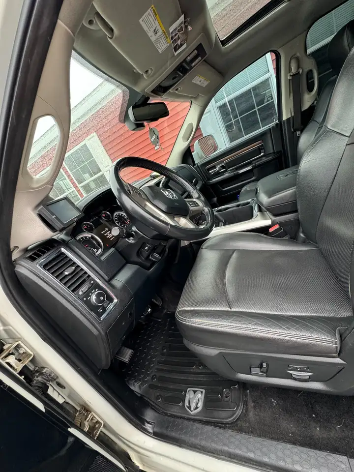 RAM 3500 photo RAM 3500