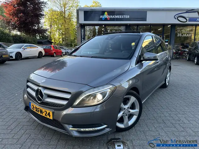 Mercedes-Benz B 250 B250 Automaat Prestige Panorama|Trekhaak|Xenon|Cli