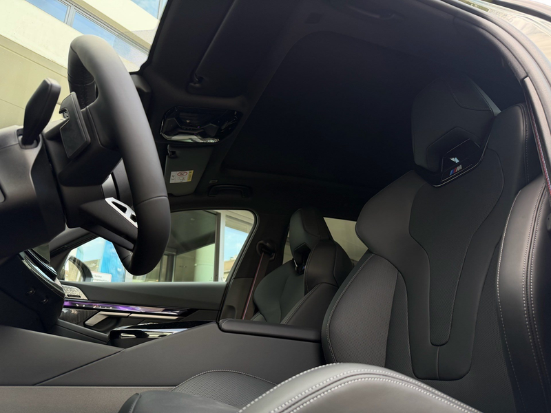 BMW 550 e xDrive Touring M Sport Pro DA/PA Prof AHK 21" — photo 8