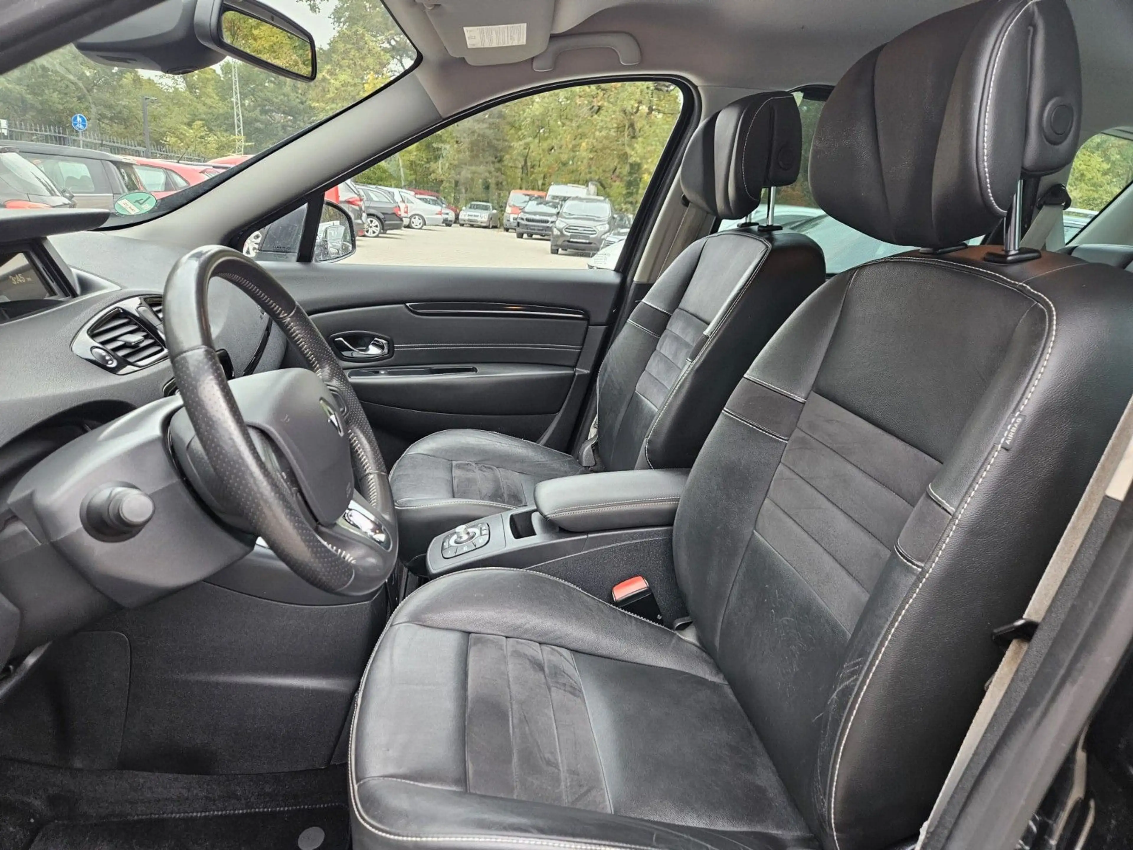Renault Scenic III BOSE Edition — photo 12