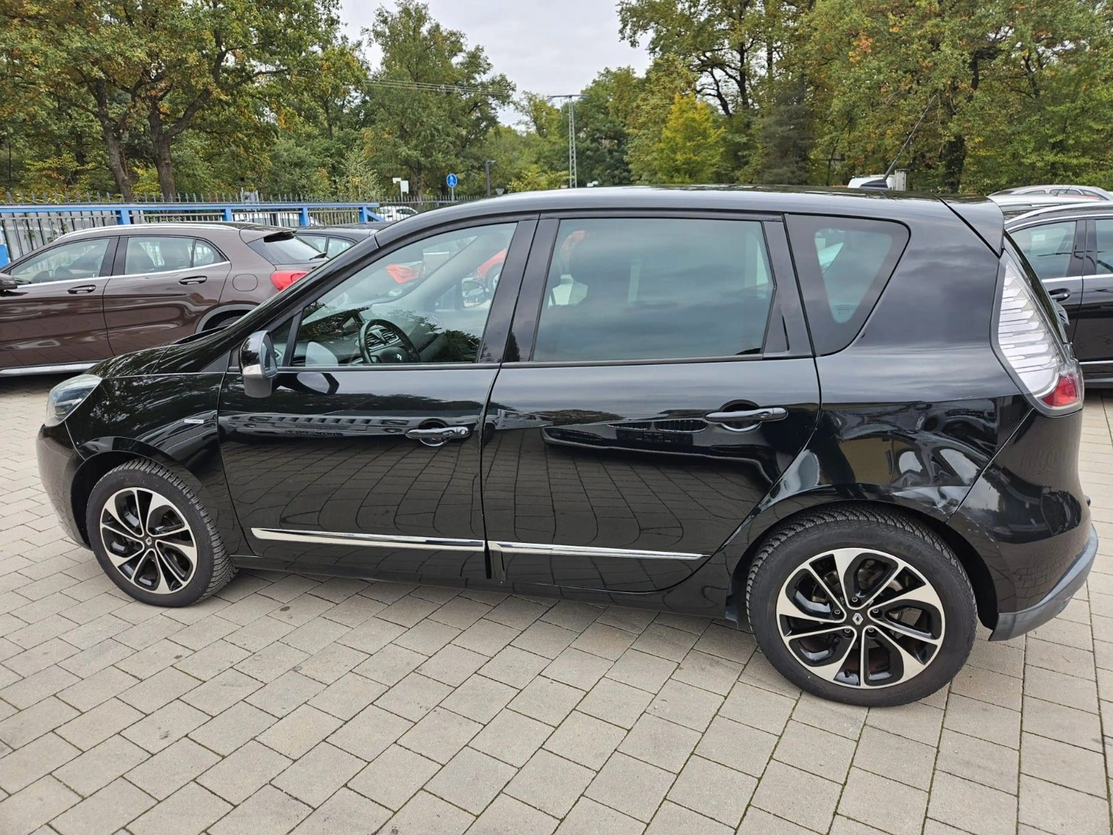 Renault Scenic III BOSE Edition — photo 7