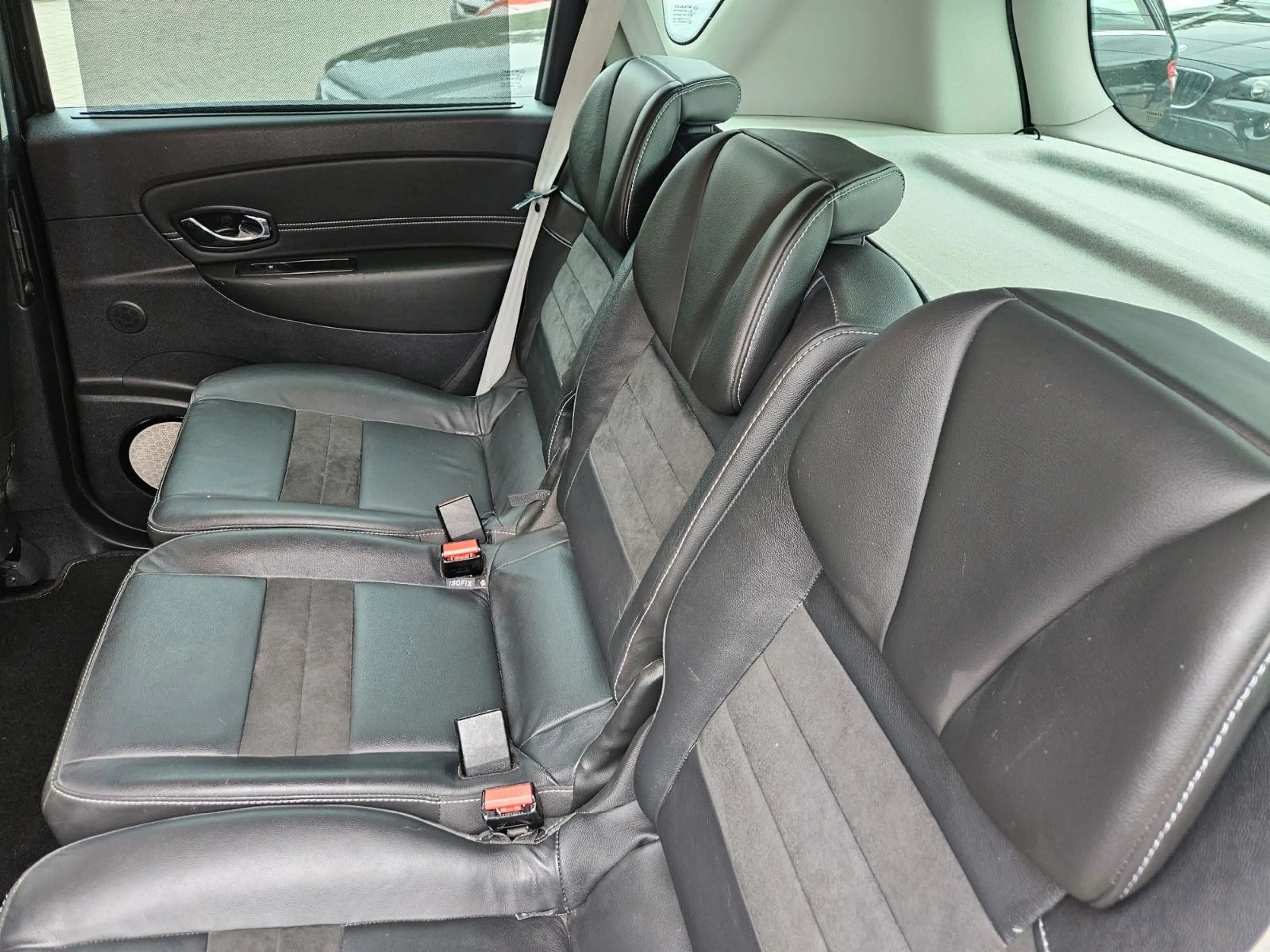 Renault Scenic III BOSE Edition — photo 13