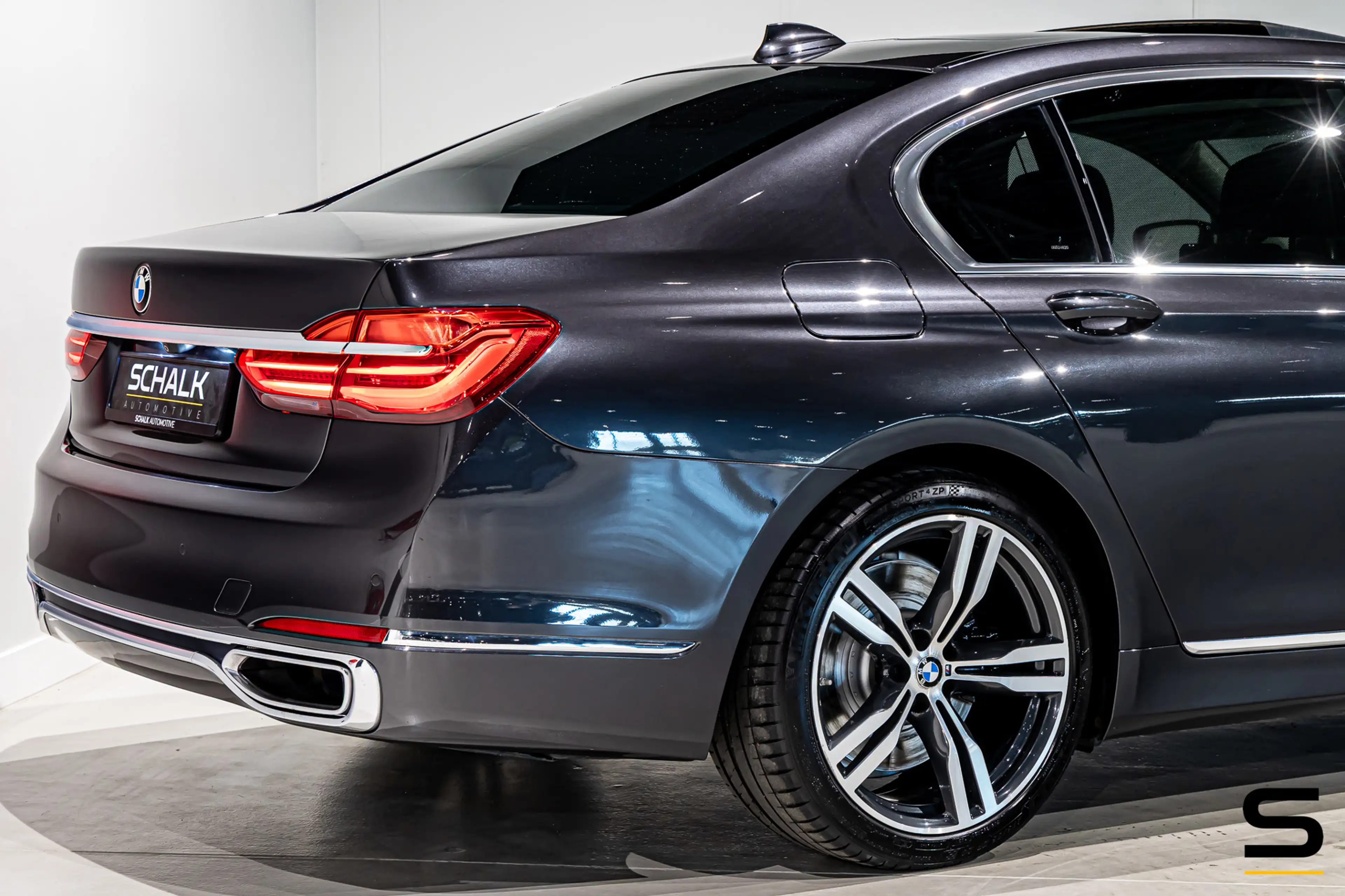 BMW 750 7-serie 750Li xDrive High Executive|Pano|B&W|Massa — photo 9