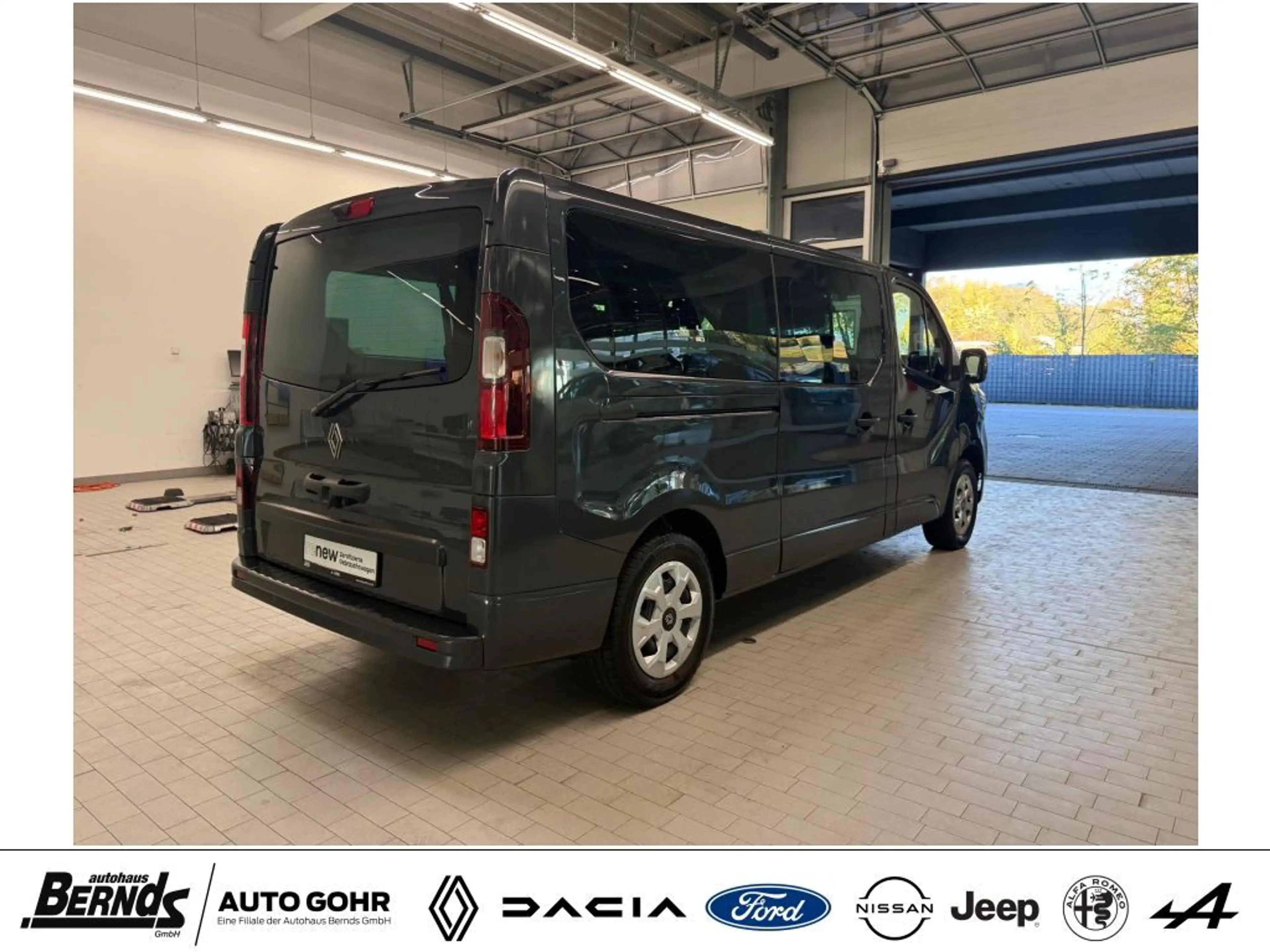 Renault Trafic 150 Grand Evo 8-Sitze Navi DAB+ Kamera PDC Temp. — photo 7