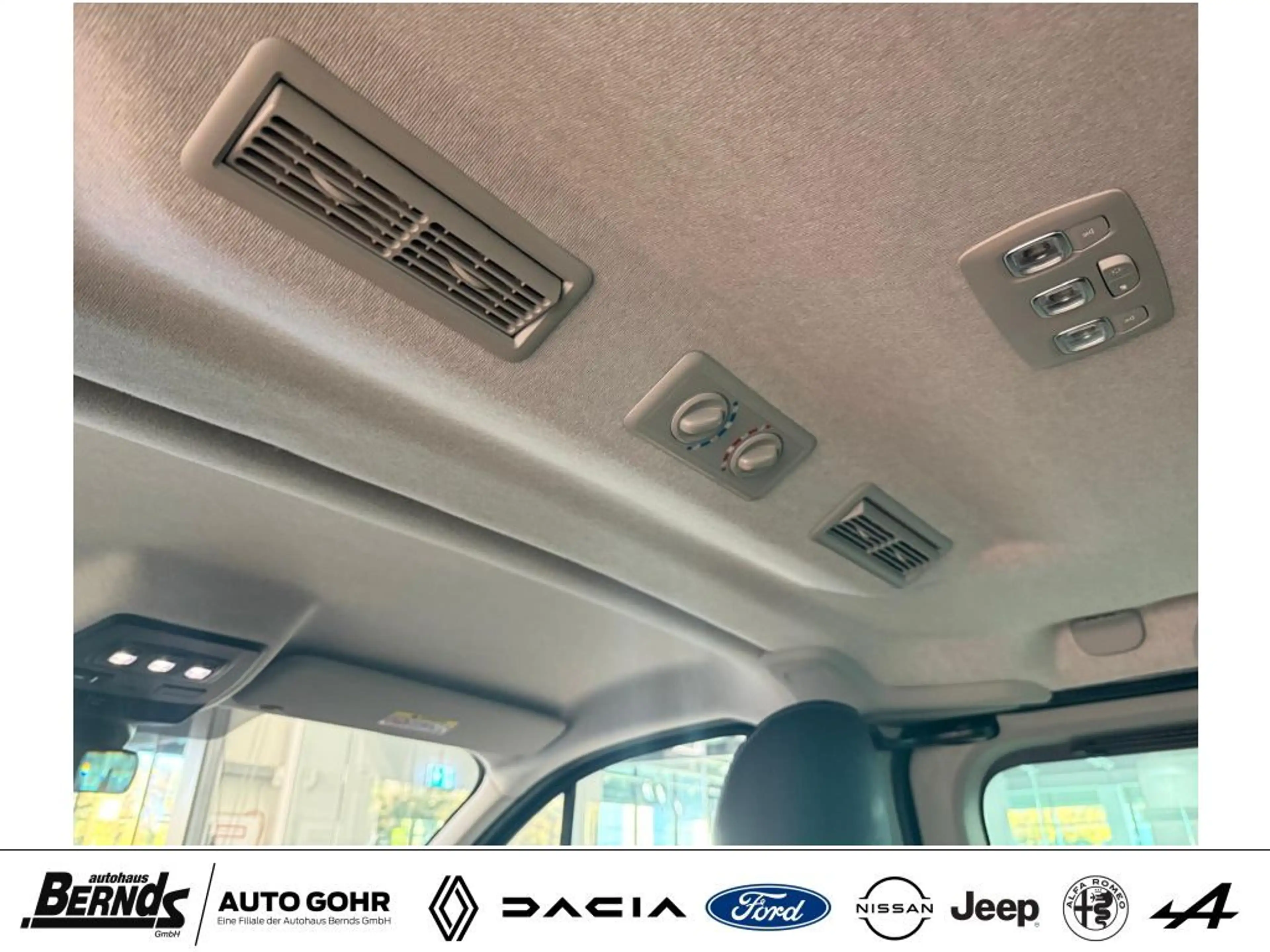 Renault Trafic 150 Grand Evo 8-Sitze Navi DAB+ Kamera PDC Temp. — photo 13