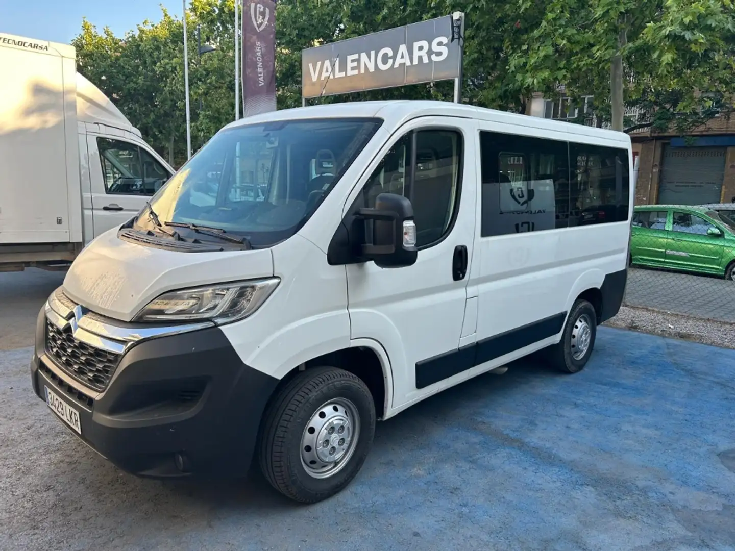 Citroen Jumper Combi 2.2BlueHDI 30L1H1 120 Blanco - 1